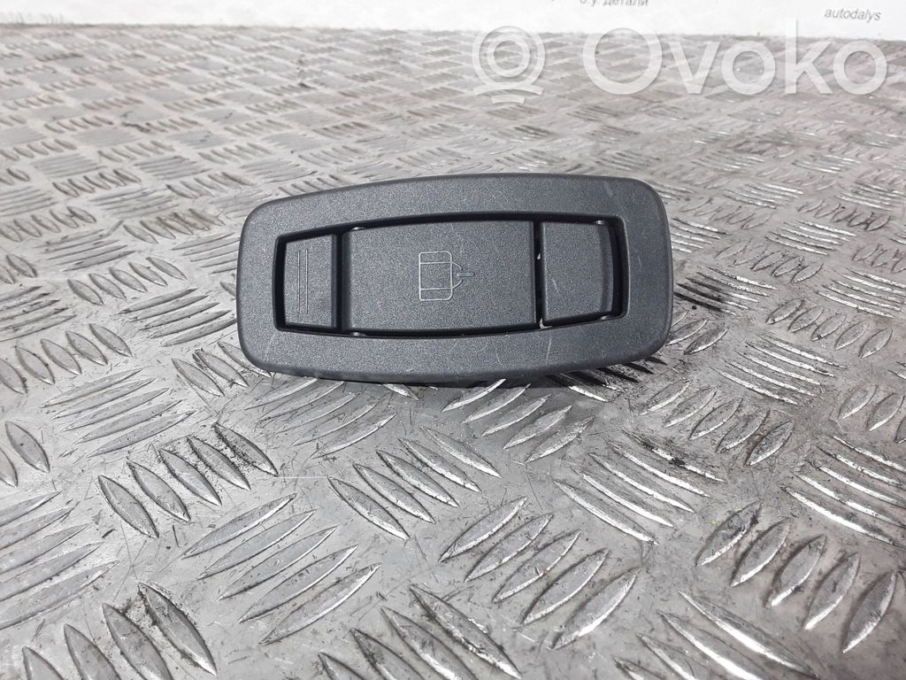 BMW M3 Other trunk/boot trim element 