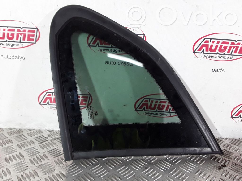 Vidrio lateral trasero   2991374,43R006723