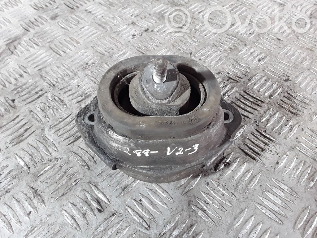 BMW X5 E53 Engine mount bracket 