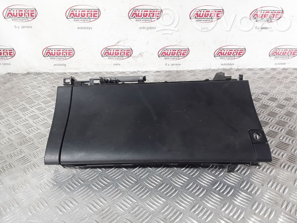 Lexus CT 200H Juego guantera 