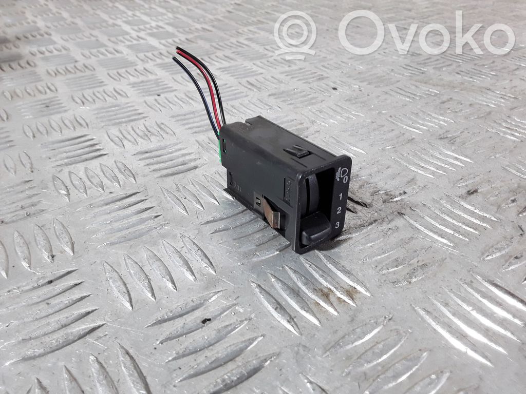 Headlight level height control switch   ST3A,01630,01655