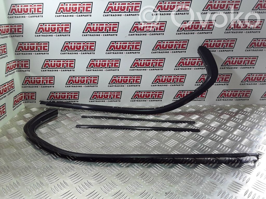 BMW 3 E90 E91 Katon muotolistan suoja 