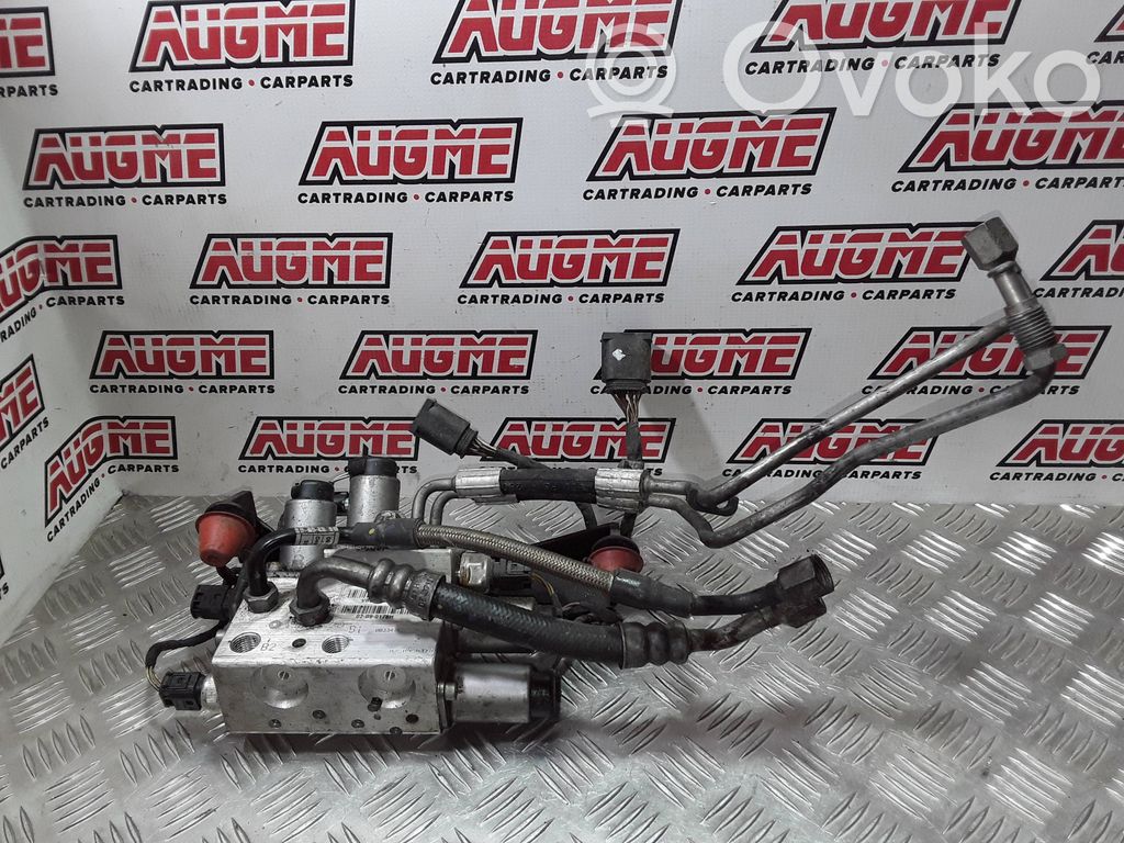 BMW 5 E60 E61 Air suspension compressor 