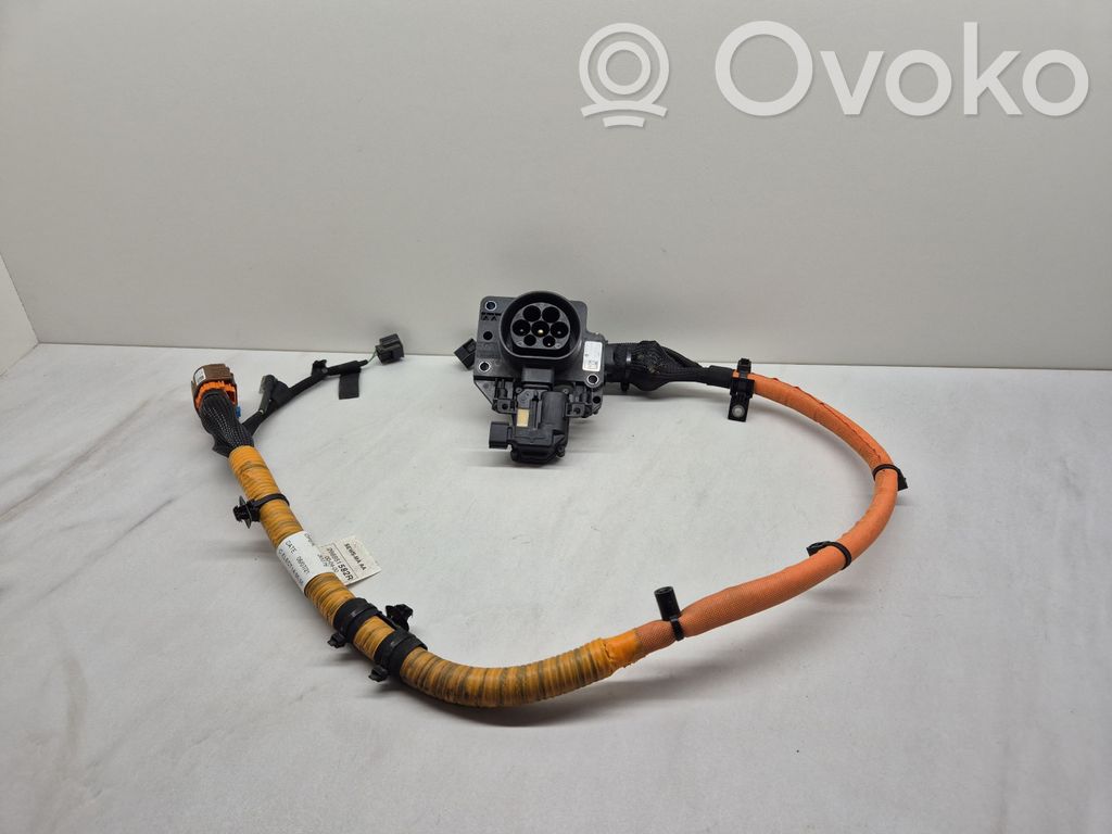 Gniazdo ładowania samochodu elektrycznego   243406776R,296951582R,296932462R,16A230VAC50HEZ,35133857,40207257