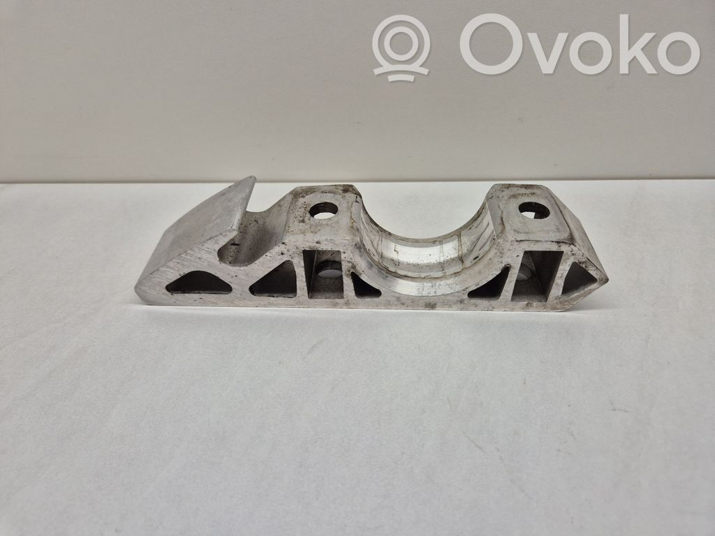 Porsche Cayenne (92A) Sway bar bush bracket, front 