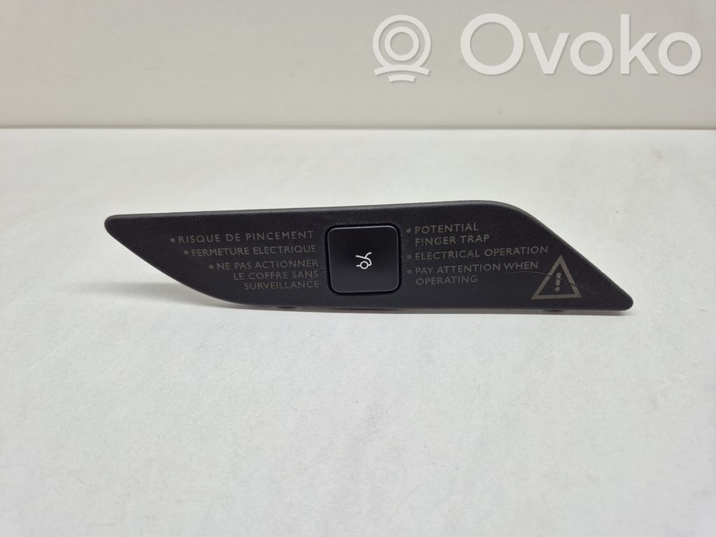 Citroen C4 II Picasso Tailgate opening switch 