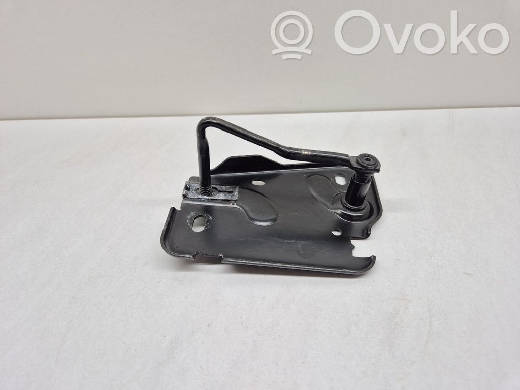 Volkswagen Touareg III Engine bonnet/hood lock/latch loop/hook 