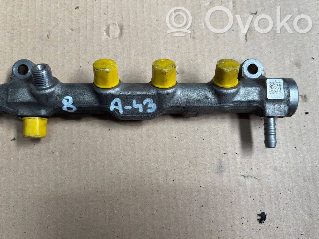 Audi A5 8T 8F Rampă alimentare injectoare 