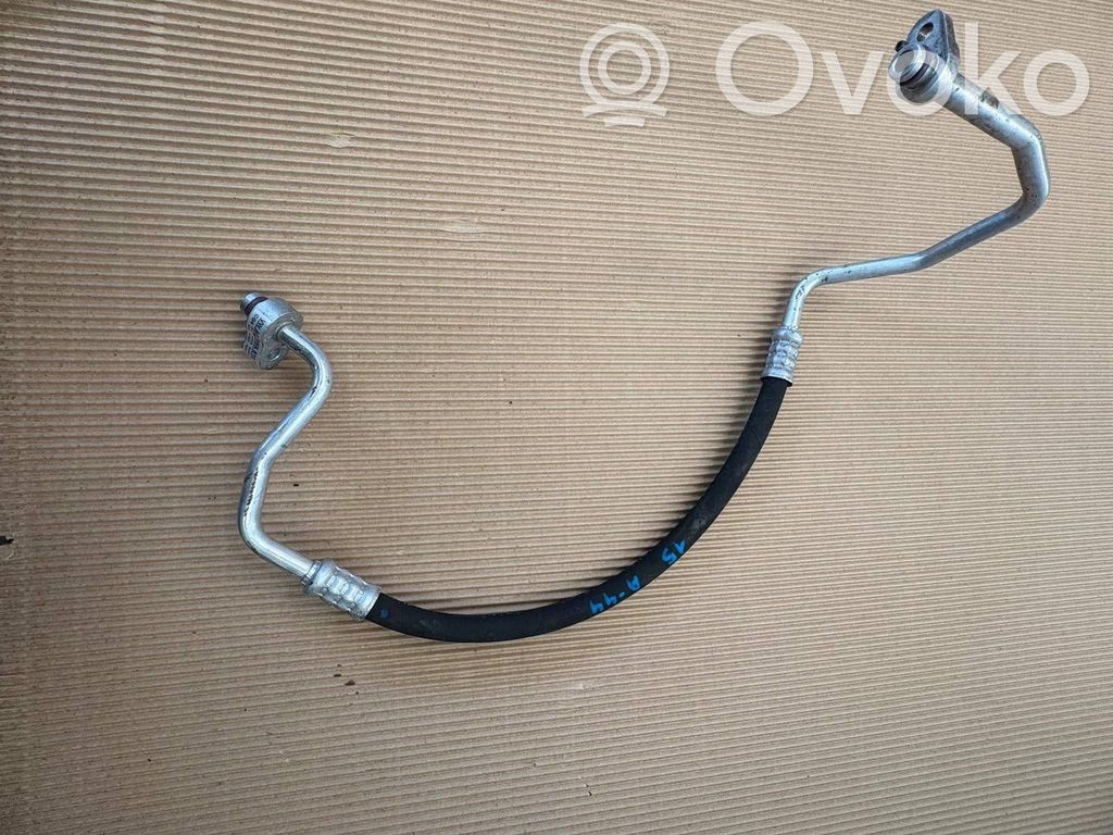 Ilmastointilaitteen putki (A/C)   5WA816721D,400000425701