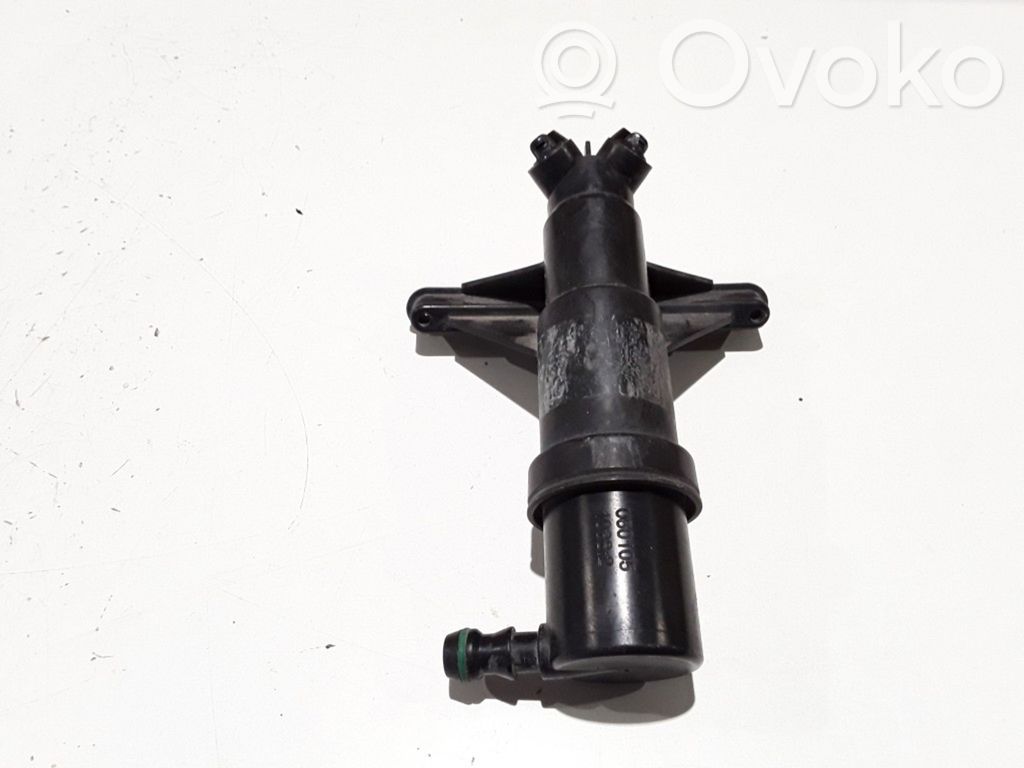 Headlight washer spray nozzle