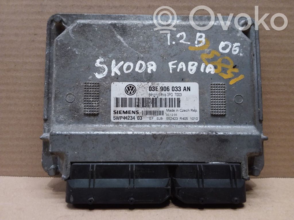 Skoda Fabia Mk1 (6Y) Engine control unit/module 