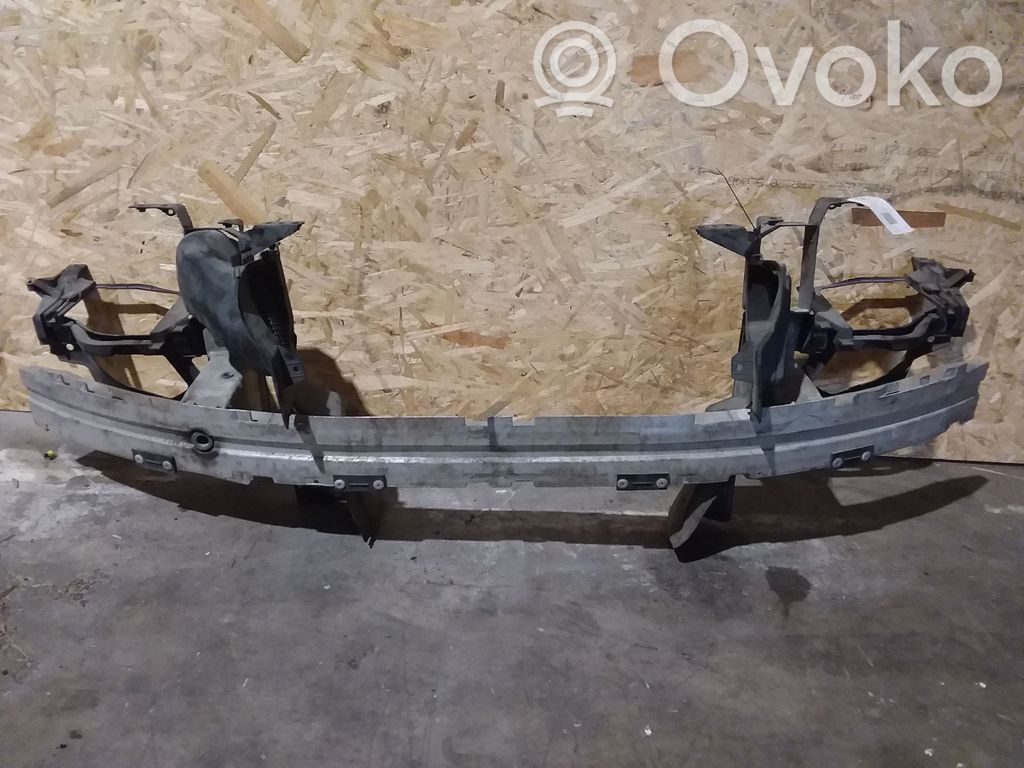 BMW 5 E60 E61 Radiatoru panelis 