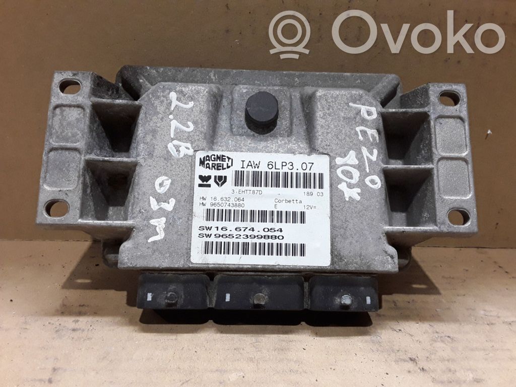 Peugeot 807 Engine control unit/module 