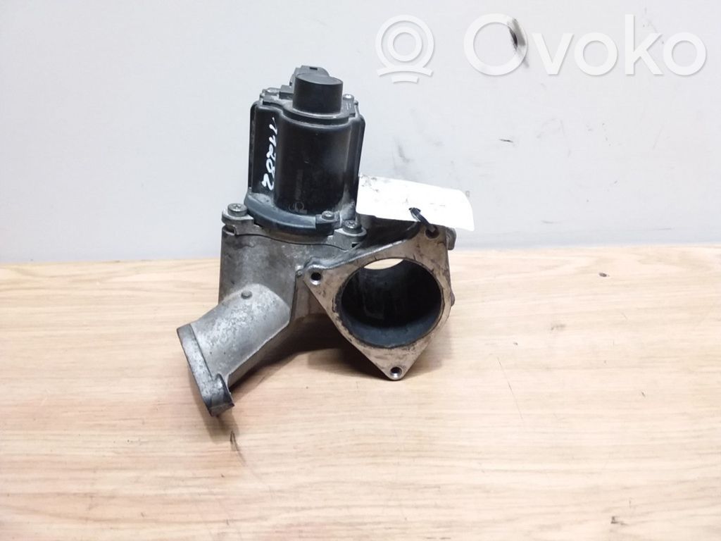 Volkswagen PASSAT B6 Válvula EGR 