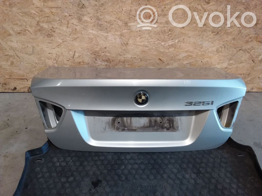 Tailgate/trunk/boot lid