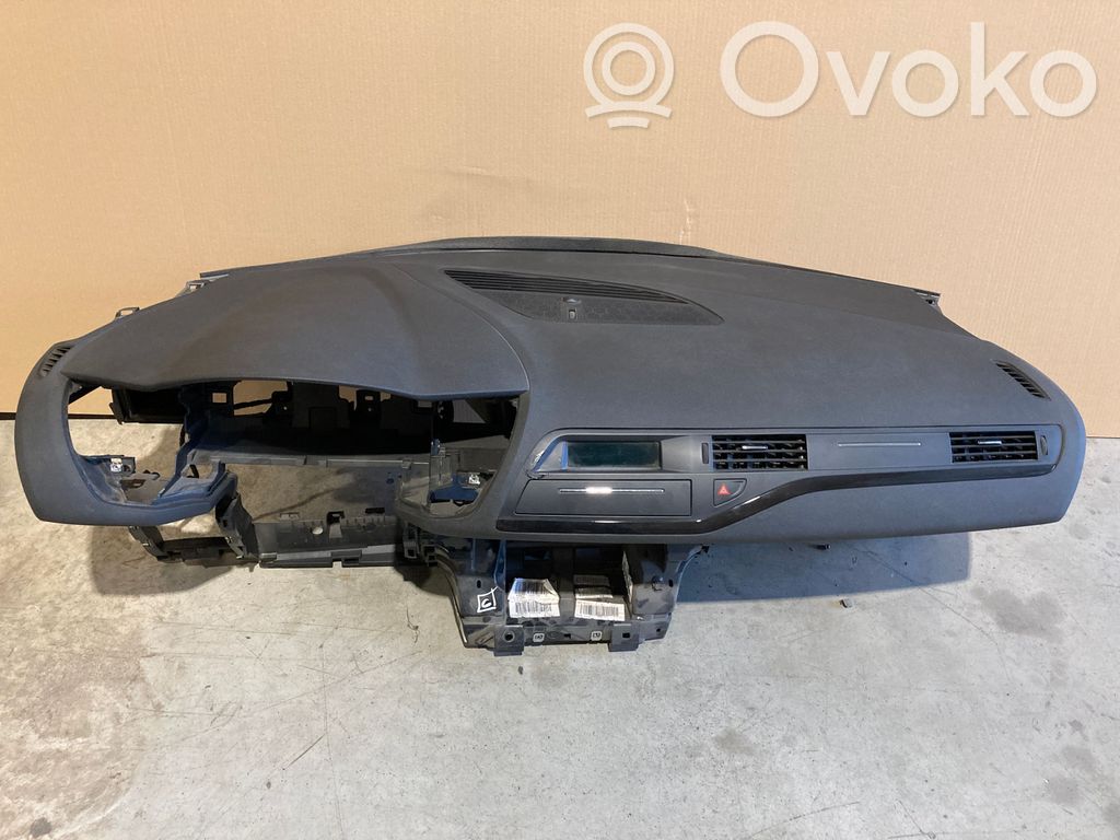 Citroen C5 Panelė 