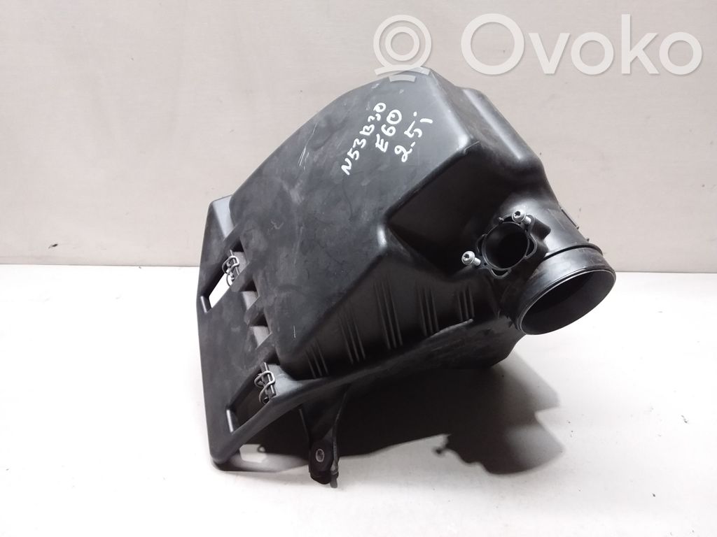 BMW 5 E60 E61 Air filter box 