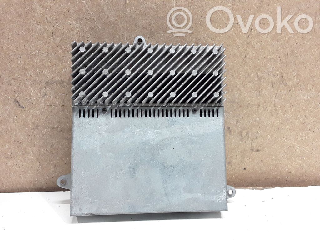 BMW 5 E39 Sound amplifier 