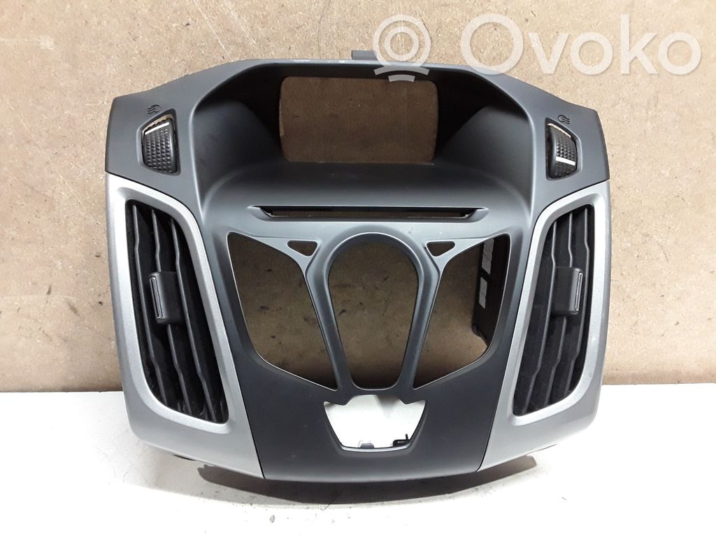 Ford Focus Dash center air vent grill 