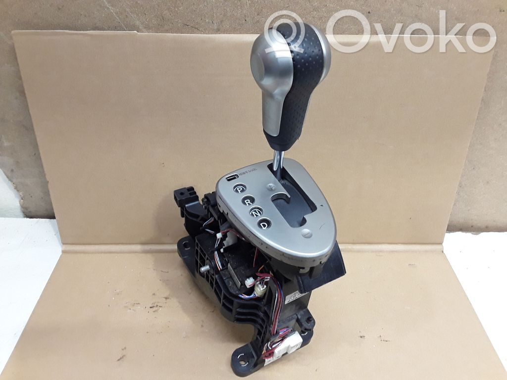 Nissan Qashqai Gear shifter/selector 