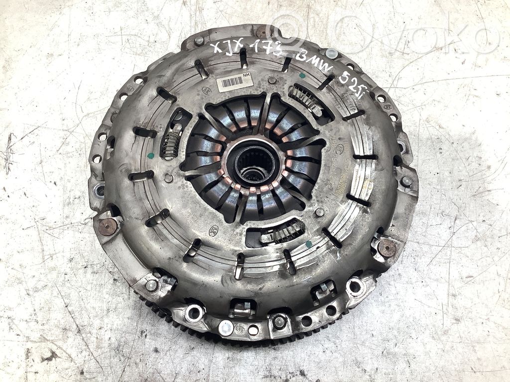 BMW 5 E60 E61 Sankabos komplektas 