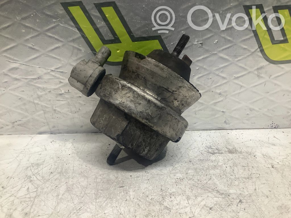 Engine mount bracket   4F0199379AS