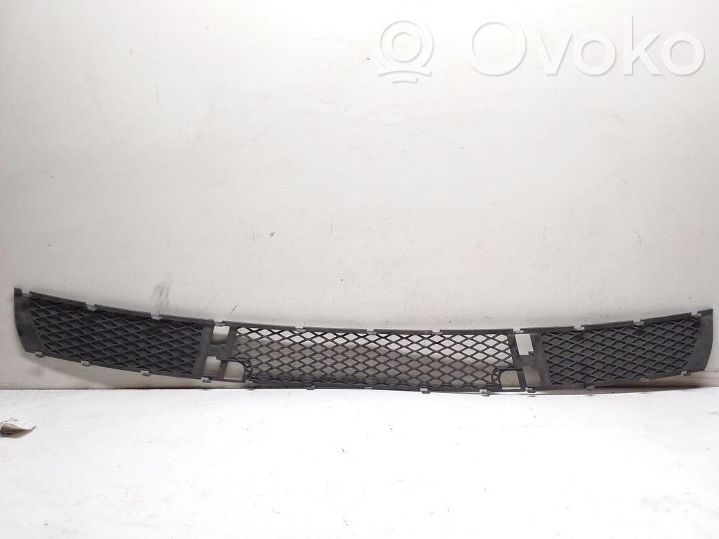 BMW X3 E83 Front bumper lower grill 