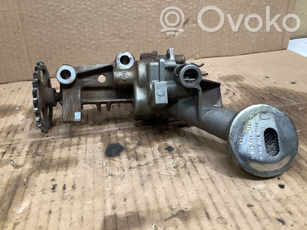 Renault Laguna II Oil pump 