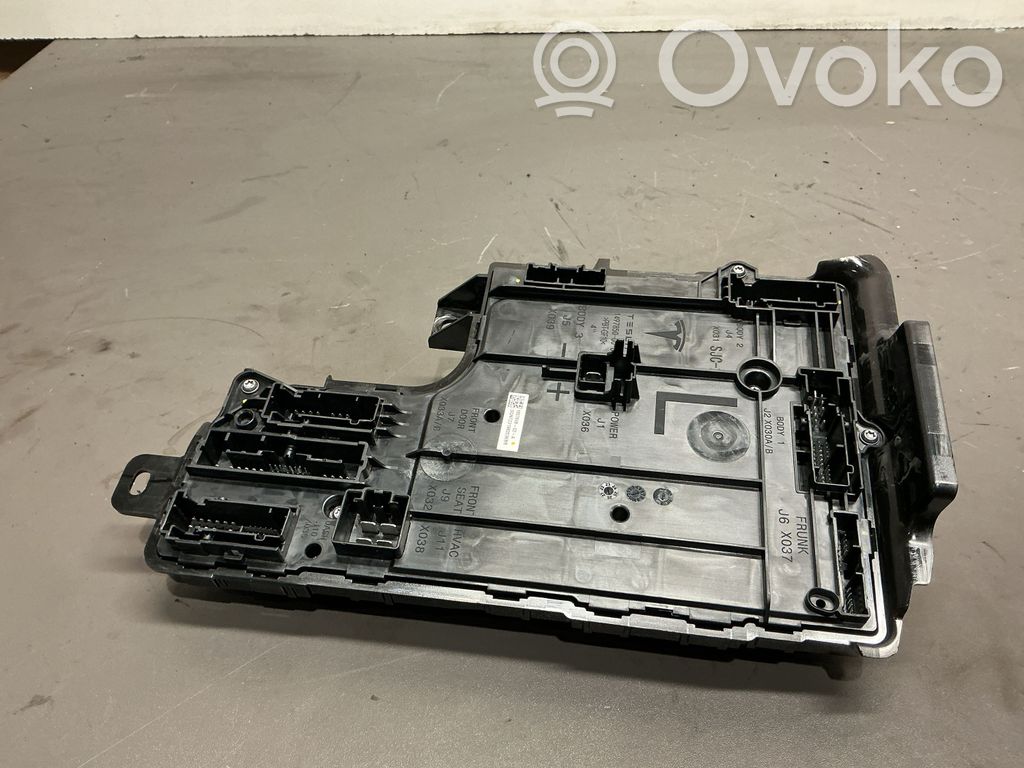 Tesla Model Y Kėbulo modulis 