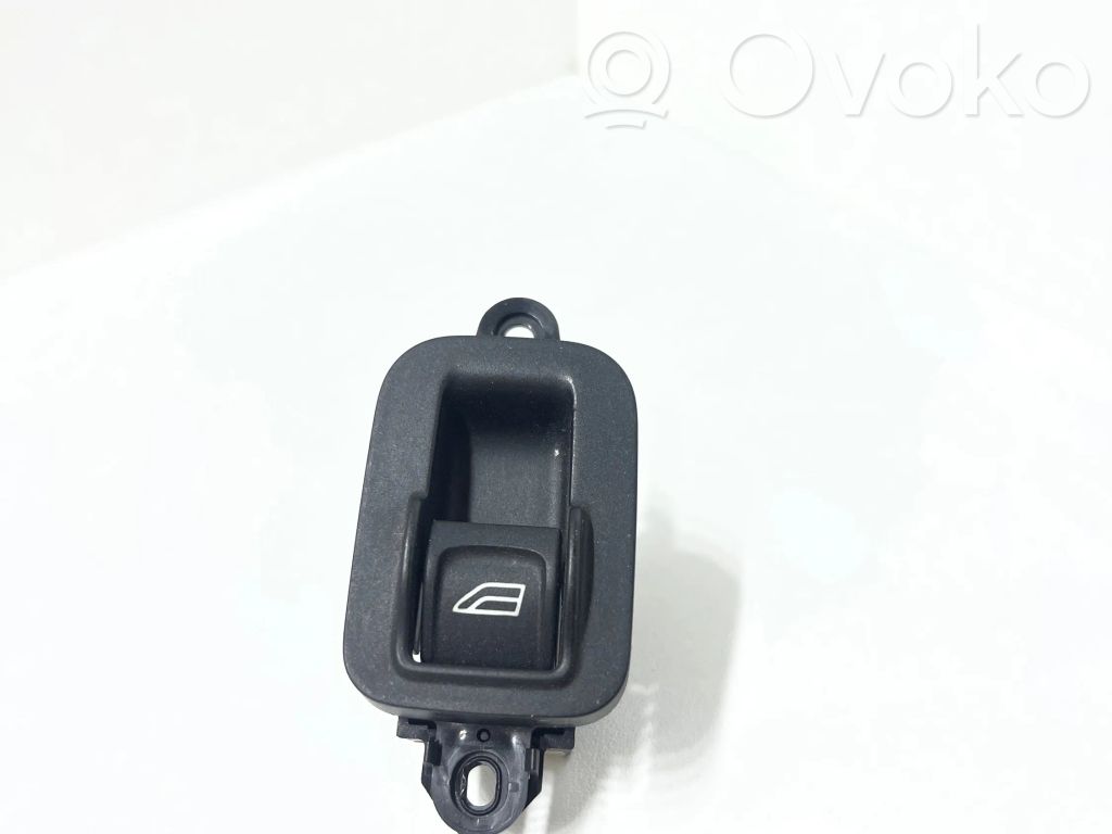 Volvo XC60 Electric window control switch 