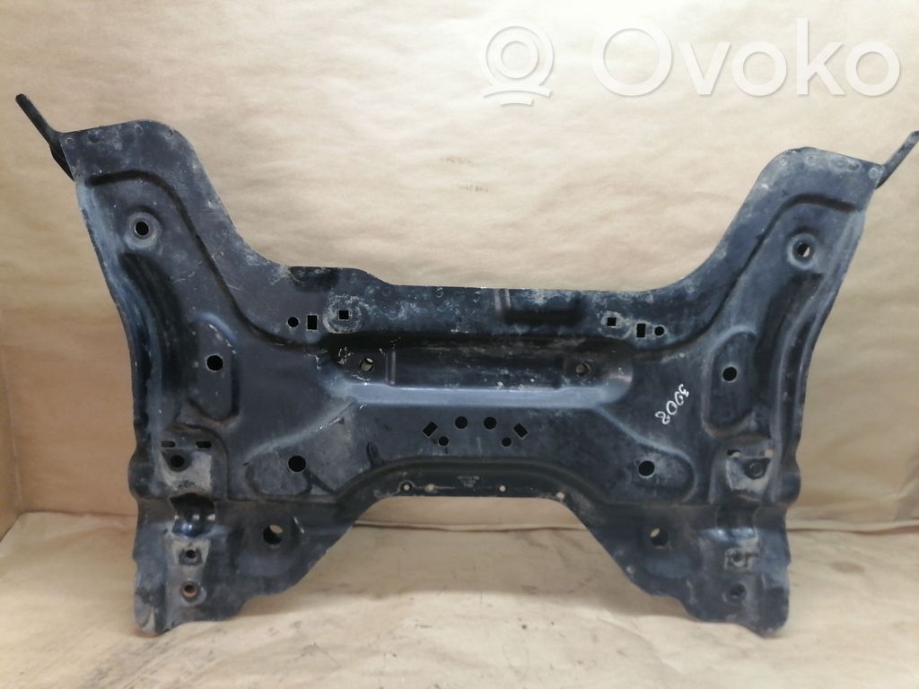 Peugeot 3008 I Front subframe 