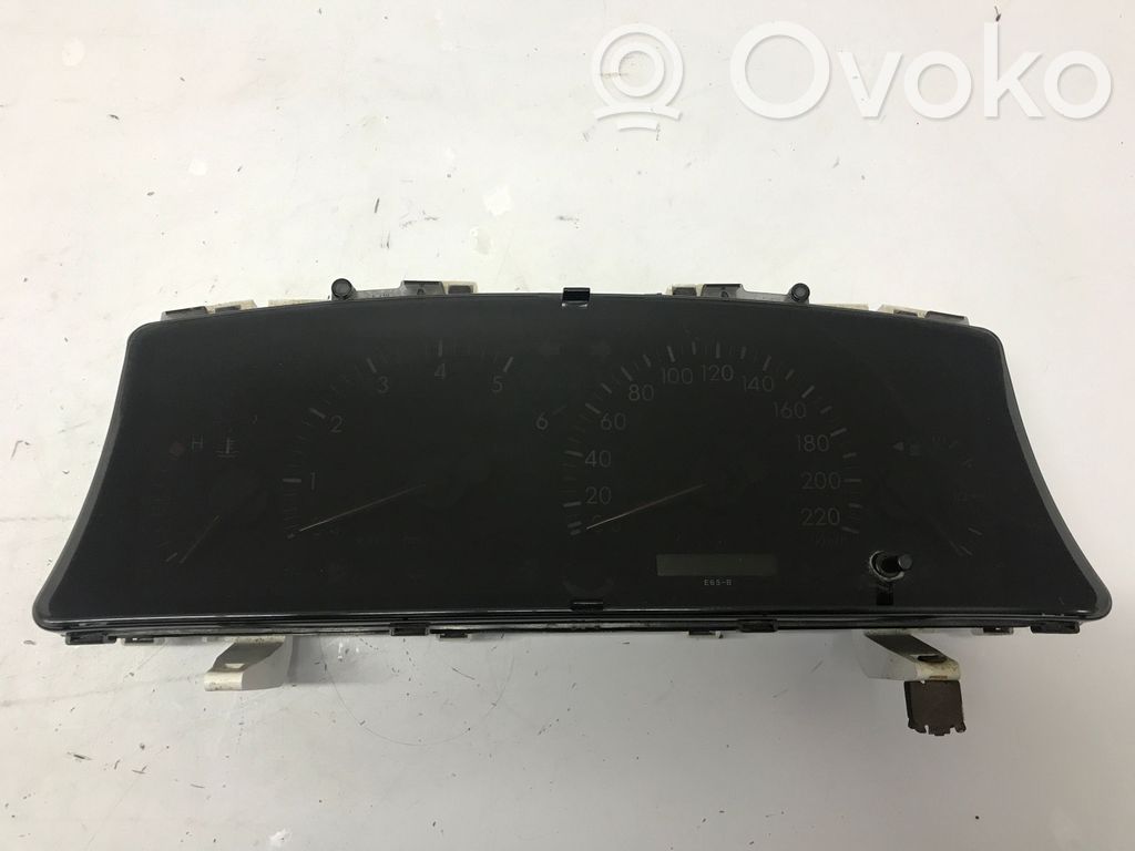 Toyota Corolla Verso E121 Spidometrs (instrumentu panelī) 