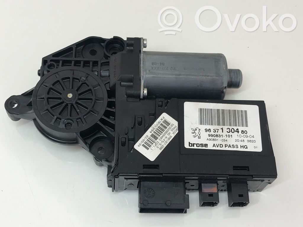 Peugeot 307 Front door window regulator motor 