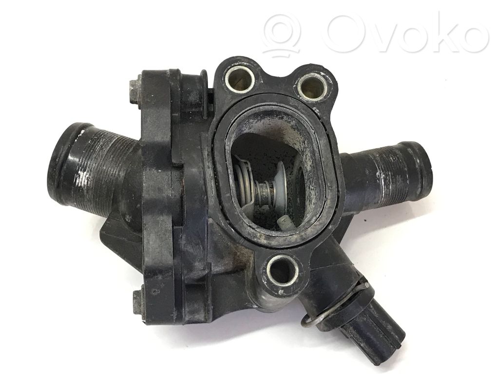 Volvo V50 Carcasa del termostato 