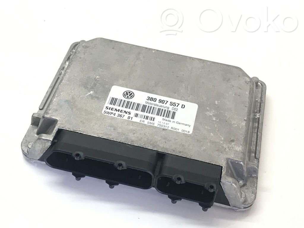 Volkswagen PASSAT B5 Engine control unit/module 