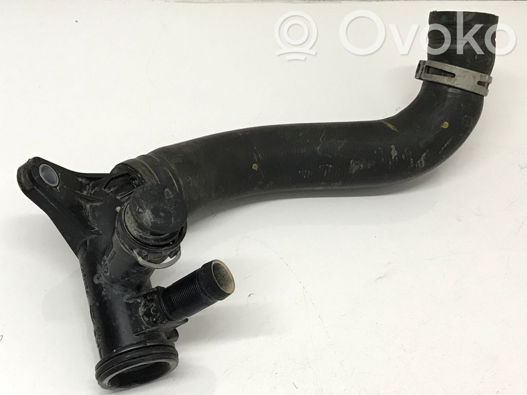 Peugeot 3008 I Engine coolant pipe/hose 