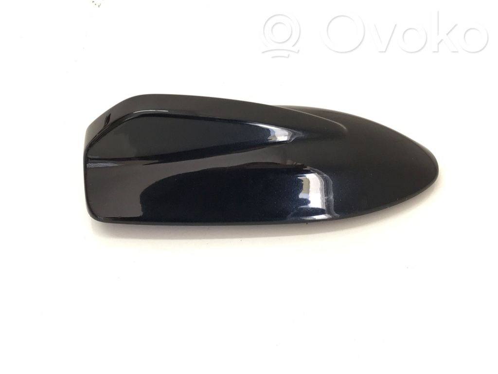 Volvo V70 Kattoantennin (GPS) suoja 