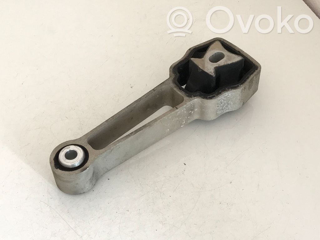 Volvo V70 Engine mount bracket 