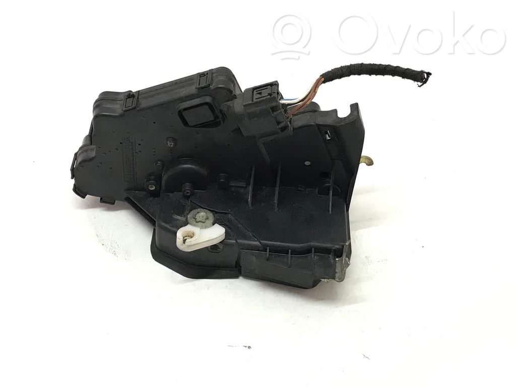 BMW 3 E46 Front door lock 