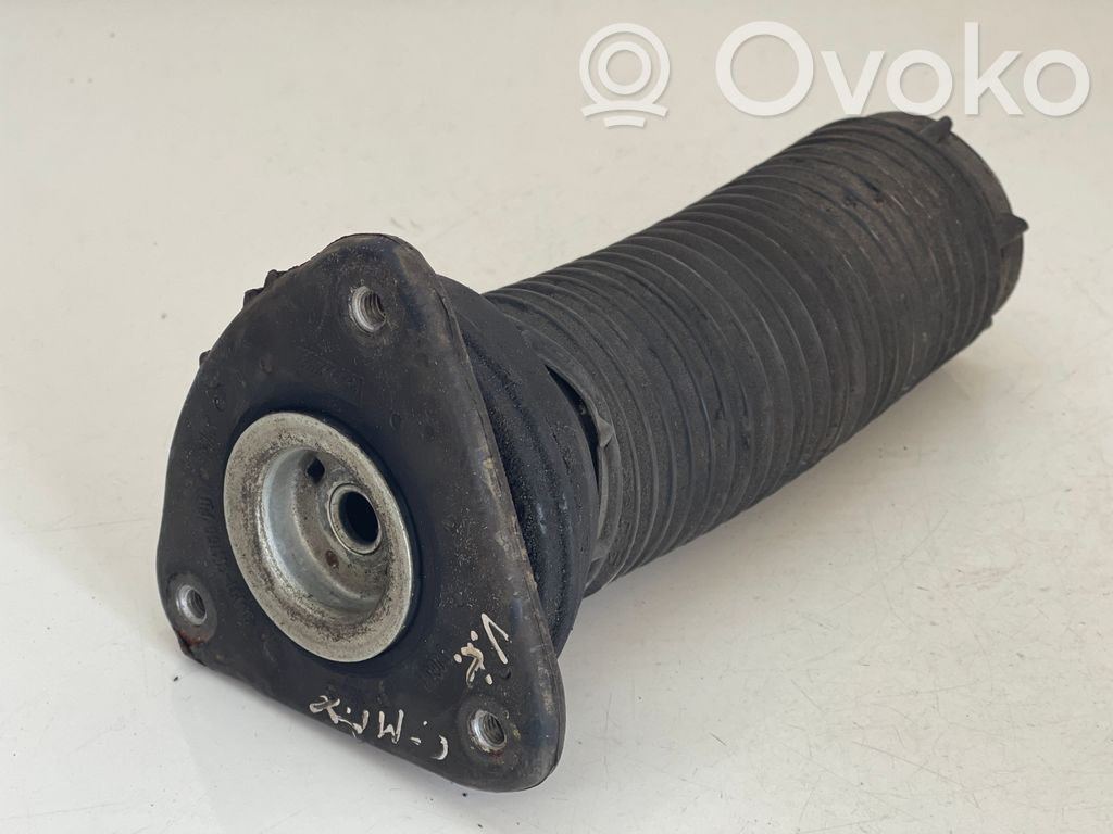 Ford Focus Ylempi etutukivarren kiinnitys 