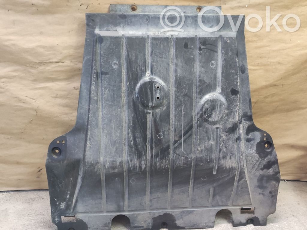 Renault Clio III Engine splash shield/under tray 