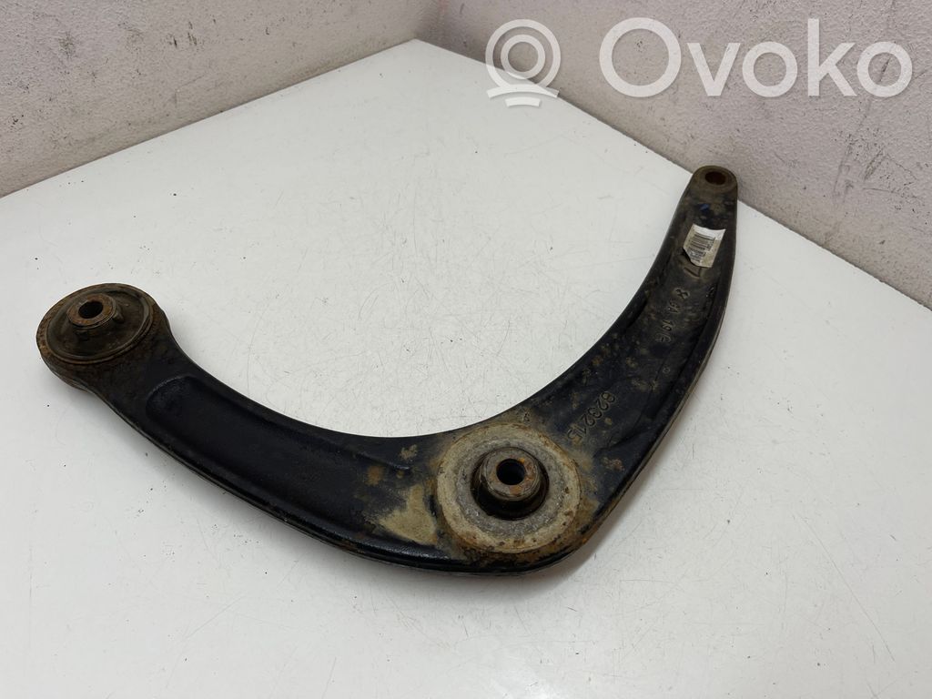 Peugeot 3008 I Front lower control arm/wishbone 