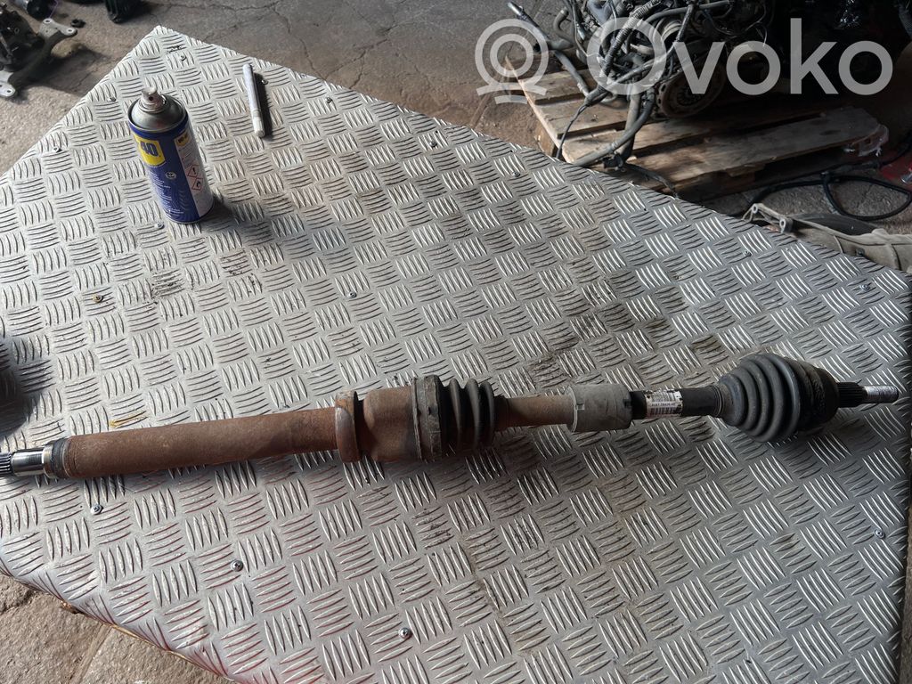 Ford Focus Front driveshaft 