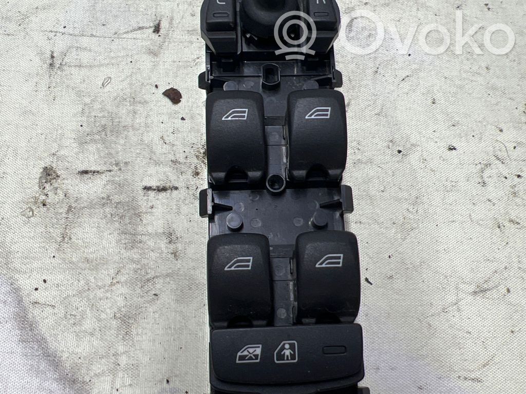 Volvo XC70 Electric window control switch 