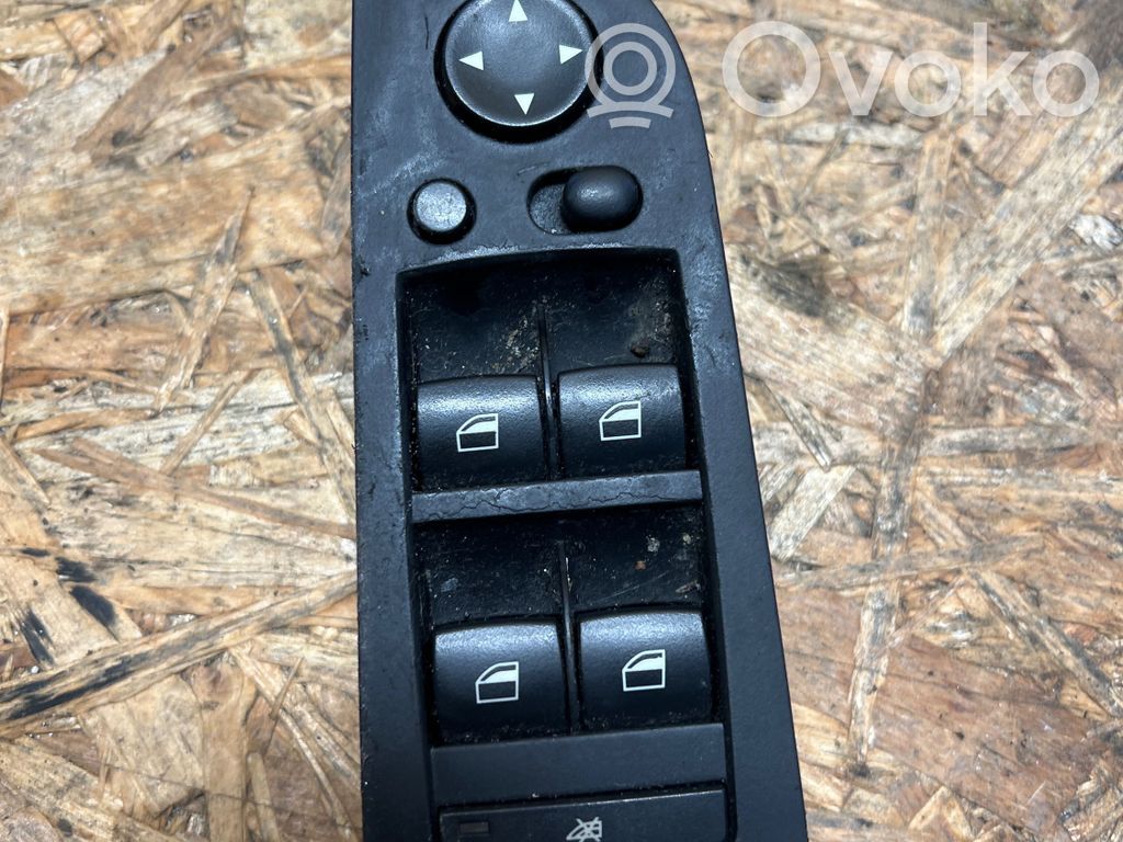 Electric window control switch   9132135,07W22K803