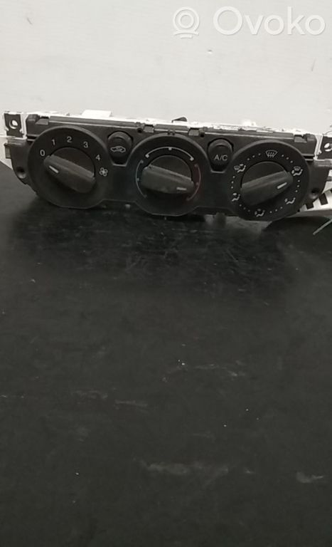 Air conditioning (A/C) switch   7M5T19980AA,69607332