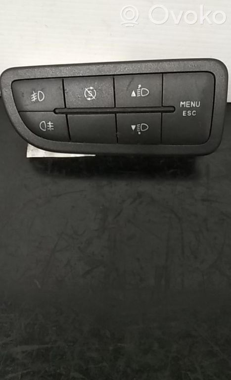 Alfa Romeo Mito Kiti jungtukai/ rankenėlės/ perjungėjai 