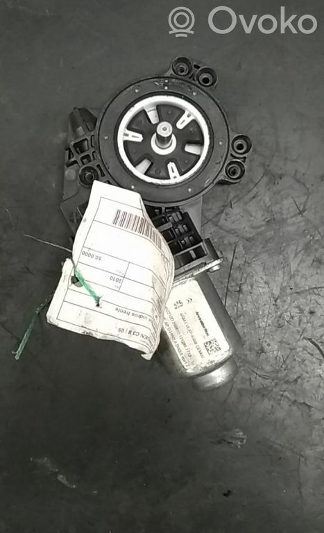 Citroen C3 Mecanismo para subir la puerta delantera sin motor 