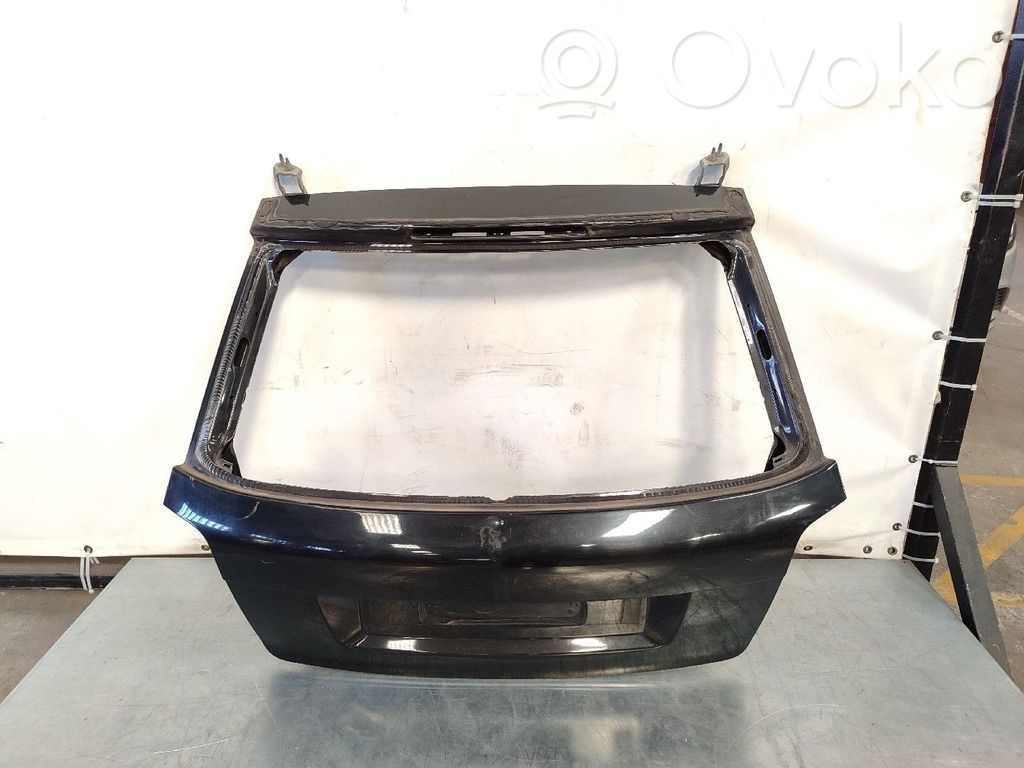 Tailgate/trunk/boot lid   DEFEITO
