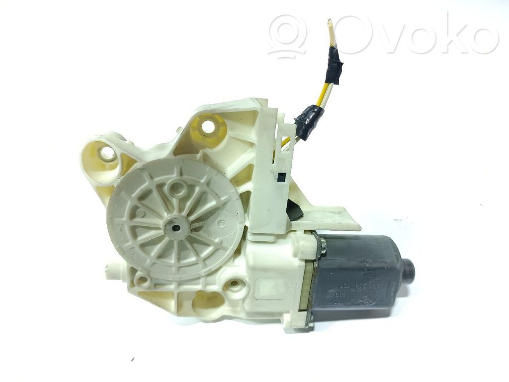 Ford Focus Front door window regulator motor 